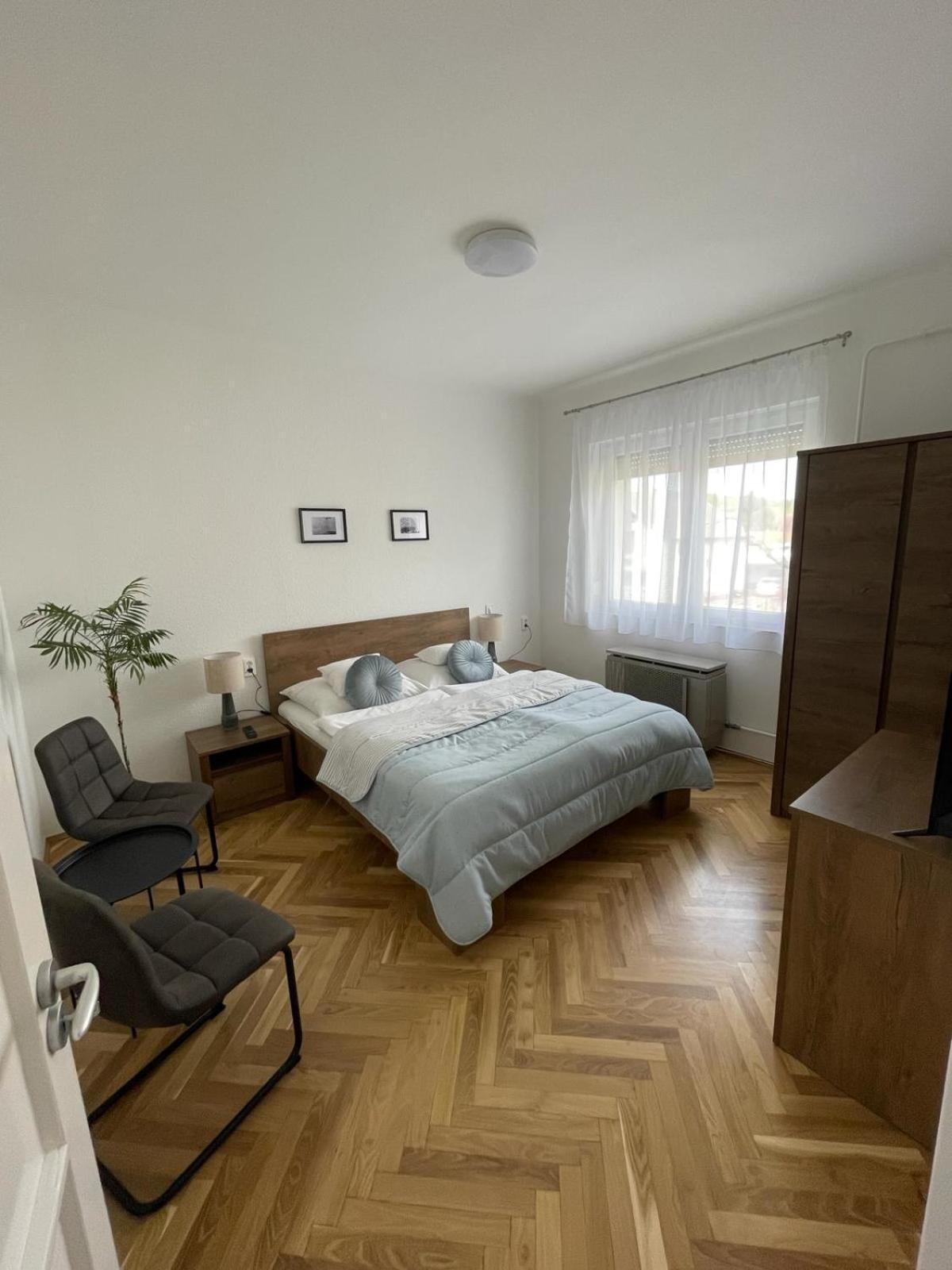 Attila Vendeghaz Apartment Balatonboglár Екстериор снимка