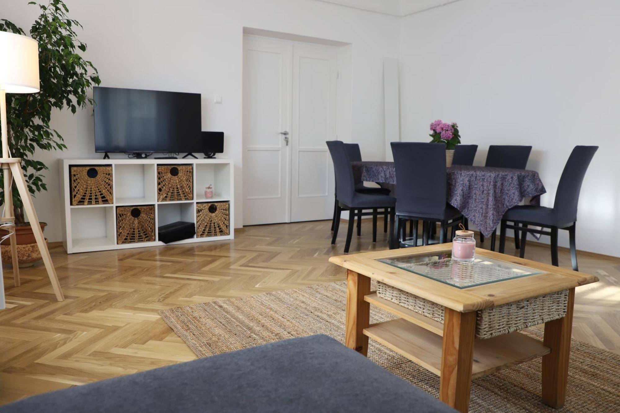 Attila Vendeghaz Apartment Balatonboglár Екстериор снимка