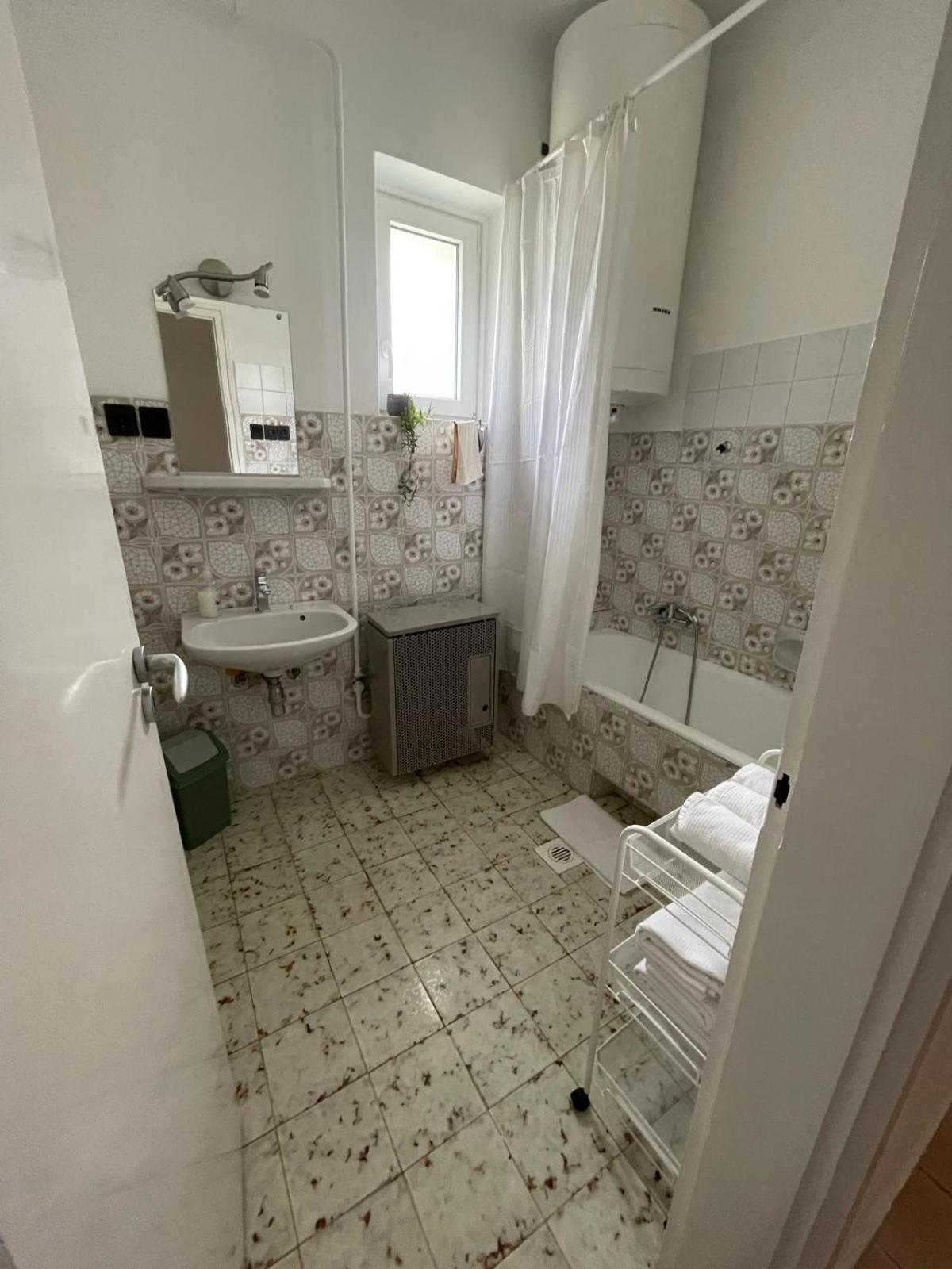 Attila Vendeghaz Apartment Balatonboglár Екстериор снимка