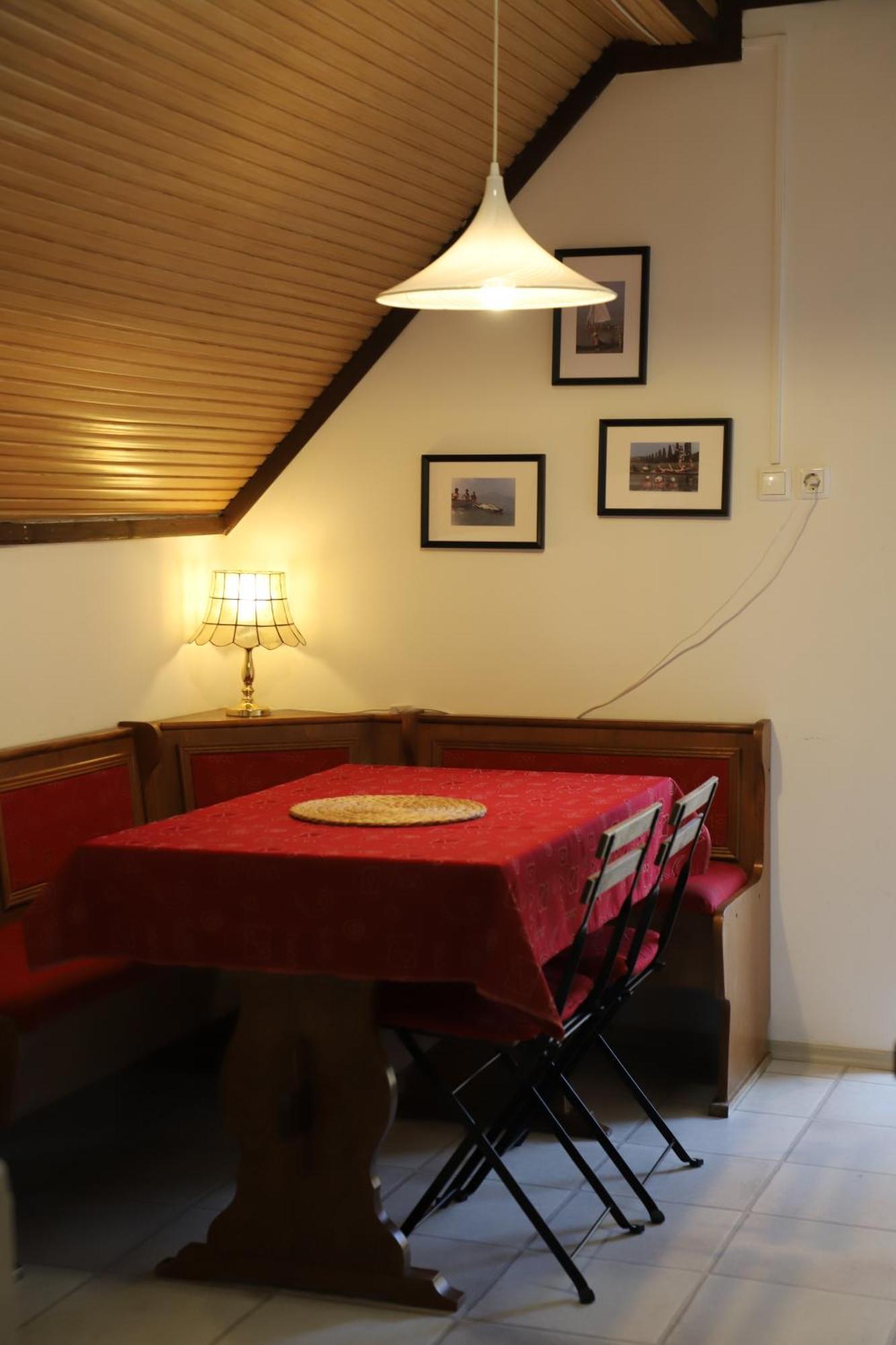 Attila Vendeghaz Apartment Balatonboglár Екстериор снимка
